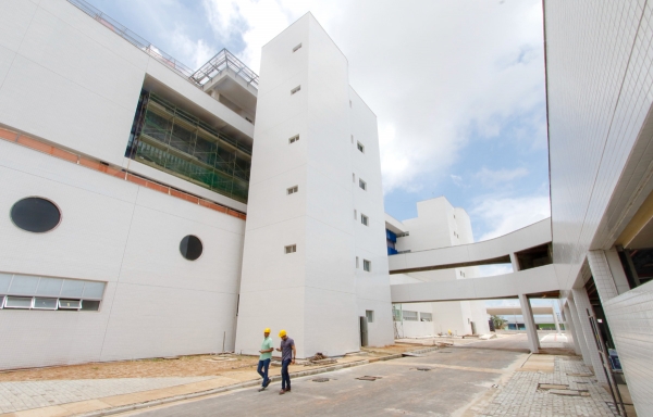 Estado antecipa abertura do Hospital Metropolitano para conter Covid-19 em Alagoas